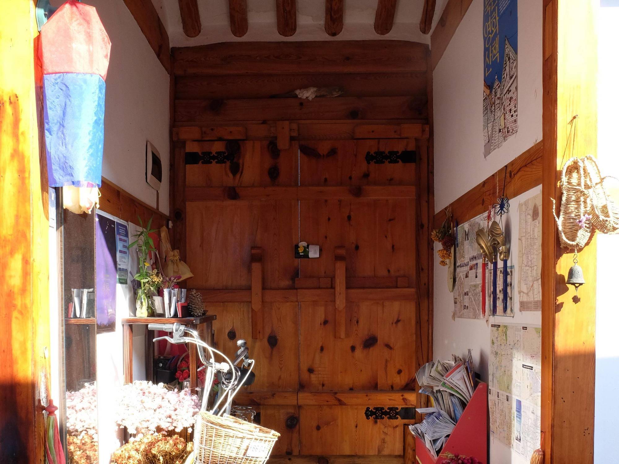 Haemil Hanok Guesthouse Seoul Exterior photo